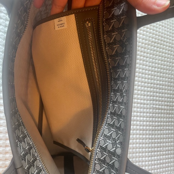 Tory Burch Gray Geometric Print Tote - Picture 12 of 15